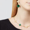 Dây chuyền Van Cleef & Arpels Alhambra 10 hoa Malachite, Kim cương