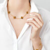   Vòng tay Van Cleef & Arpels Alhambra 5 hoa vàng 18K đá Tiger Eye