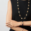   Vòng tay Van Cleef & Arpels Alhambra 5 hoa vàng 18K kim cương
