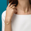   Vòng tay Van Cleef & Arpels Frivole 5 flowers vàng 18k