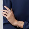   Vòng tay Van Cleef & Arpels Frivole 5 flowers vàng trắng 18k