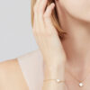   Vòng tay Van Cleef & Arpels Sweet Alhambra vàng 18K xà cừ trắng