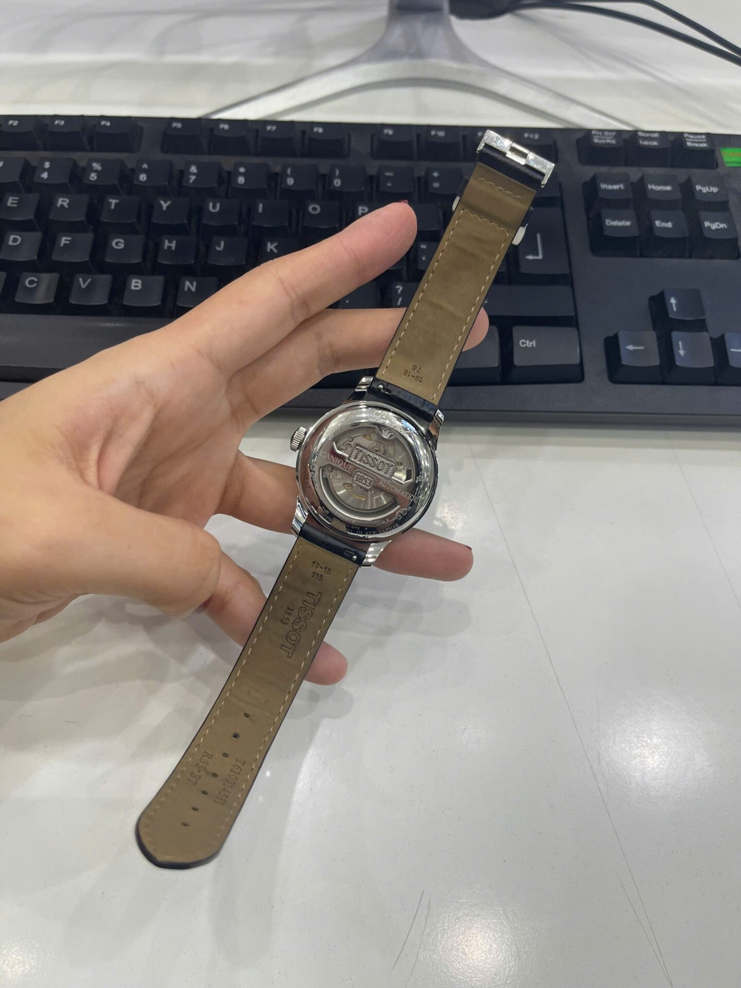 Tissot 39.3mm Nam T006.407.16.033.00 - Ảnh 4