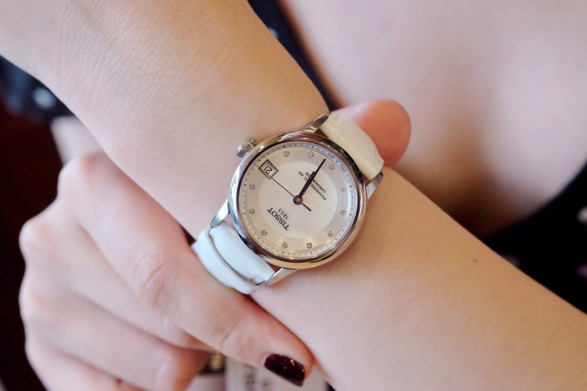 Tissot 33mm Nữ T086.208.16.116.00 - Ảnh 4